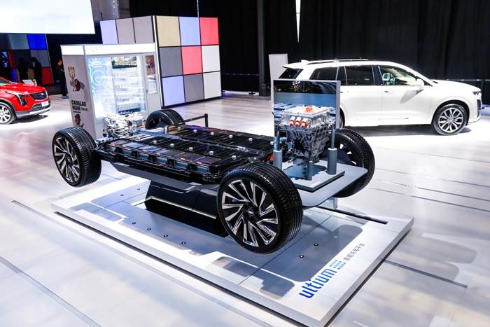 2021上海车展：凯迪拉克智能纯电概念车LYRIQ首次