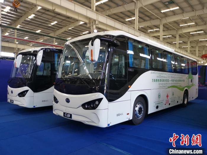 C8纯电巴士将是老挝当地的首批纯电动商用车。　付敬懿 摄